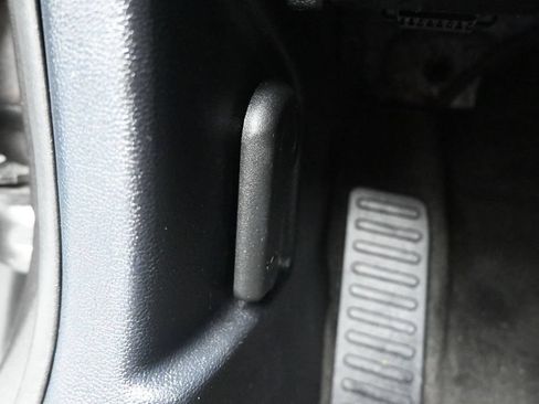 Used 2017 Ford Mustang GT RWD image 25