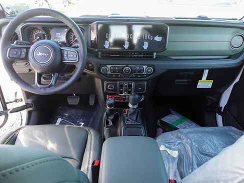 New 2026 Jeep Gladiator Mojave image 26