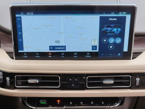 Used 2023 Lincoln Nautilus Reserve AWD/4WD image 20