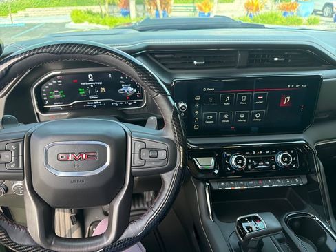 Used 2024 GMC Sierra 1500 AT4X AWD/4WD image 4