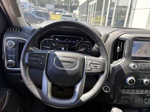Used 2023 GMC Sierra 3500 Denali w/ Denali Ultimate Package AWD/4WD image 15