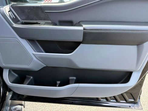 Used 2024 Ford F150 XLT image 11