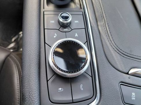Certified 2024 Cadillac XT6 Premium Luxury FWD image 23