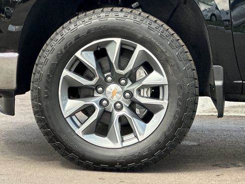 New 2026 Chevrolet Silverado 1500 LT image 25