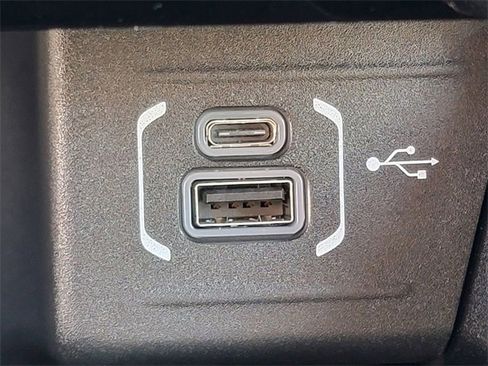 Certified 2022 Jeep Compass Limited image 8