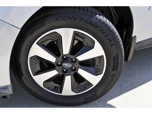 Used 2018 Subaru Forester 2.5i Limited AWD/4WD image 28