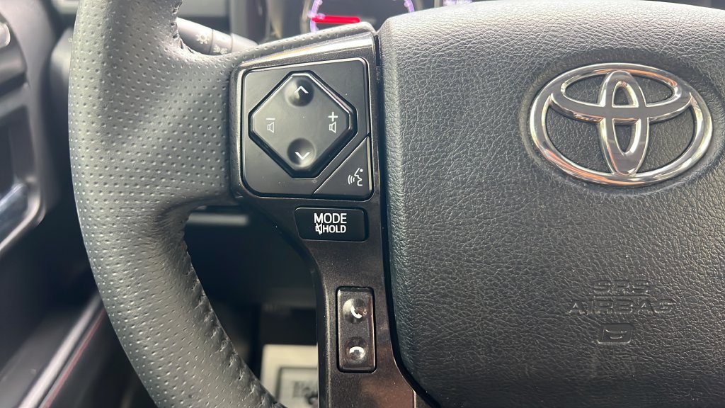 Certified 2021 Toyota 4Runner TRD Off-Road Premium w/ Moonroof Package AWD/4WD image 21