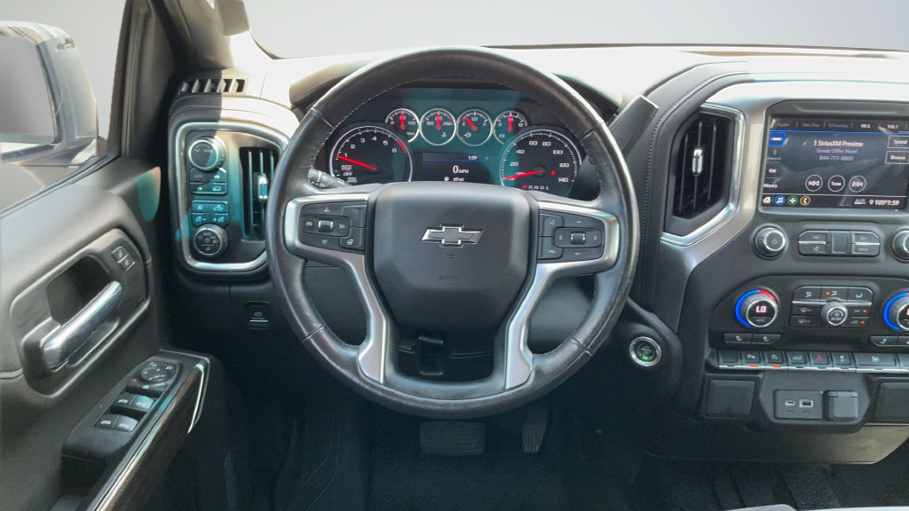 Used 2022 Chevrolet Silverado 1500 RST w/ Safety Package AWD/4WD image 9