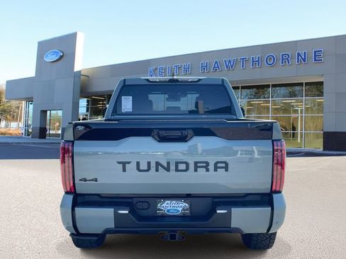 Used 2024 Toyota Tundra Platinum AWD/4WD image 5