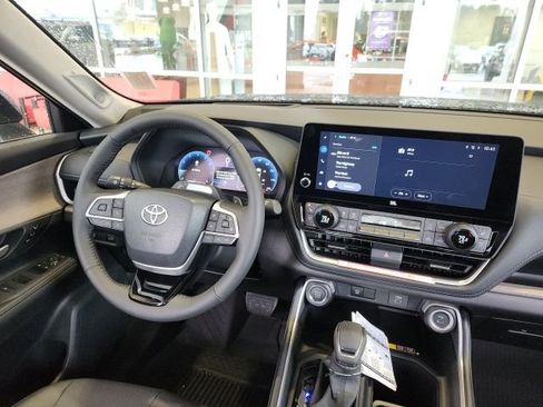New 2026 Toyota Grand Highlander AWD image 19