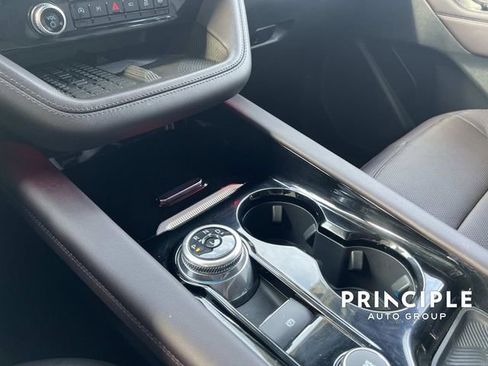 Used 2025 Ford Explorer Platinum w/ LUX Leather Package image 25