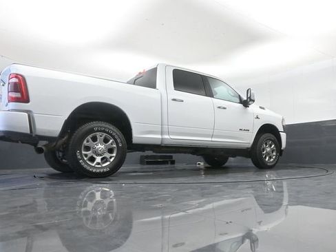 Used 2024 RAM 2500 Laramie AWD/4WD image 28