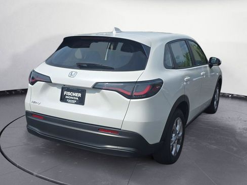 Used 2024 Honda HR-V LX image 3