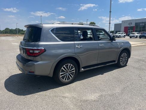 Used 2022 Nissan Armada SL RWD image 5