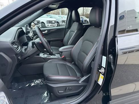 New 2026 Ford Escape ST-Line image 9