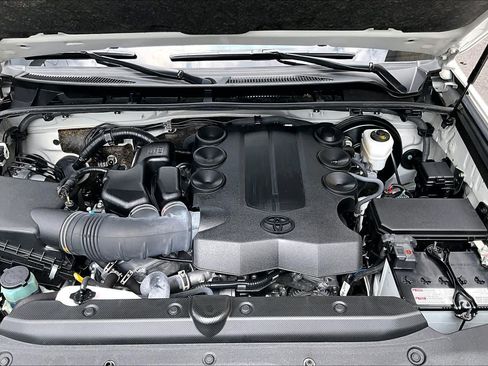 Used 2024 Toyota 4Runner SR5 RWD image 32