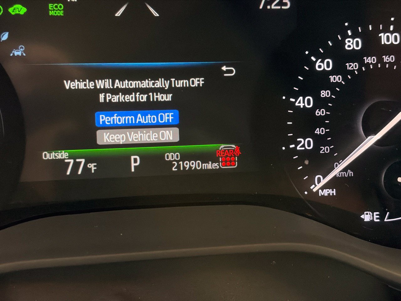 Used 2026 Toyota Sienna XLE FWD image 11