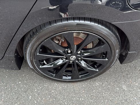 Used 2019 Nissan Maxima SR w/ Premium Package FWD image 23