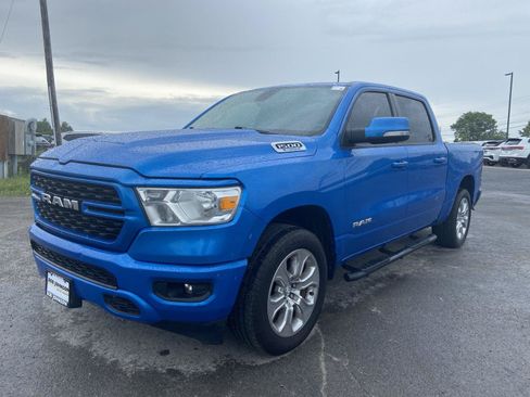 Used 2022 RAM 1500 Big Horn AWD/4WD image 3