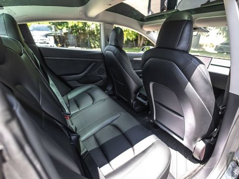 Used 2022 Tesla Model 3 RWD image 25