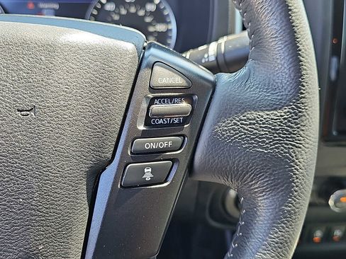 Used 2022 Nissan Frontier SV image 22