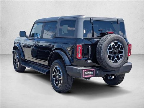 New 2026 Ford Bronco Outer Banks AWD/4WD image 9