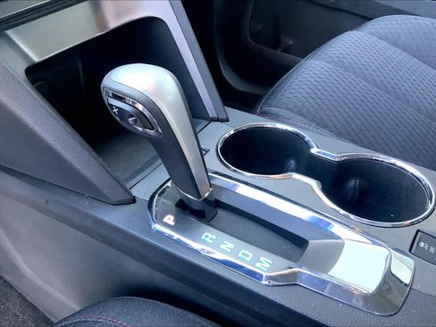 Used 2014 Chevrolet Equinox LS image 18