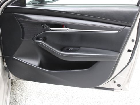 Used 2025 MAZDA MAZDA3 s Sport FWD image 34