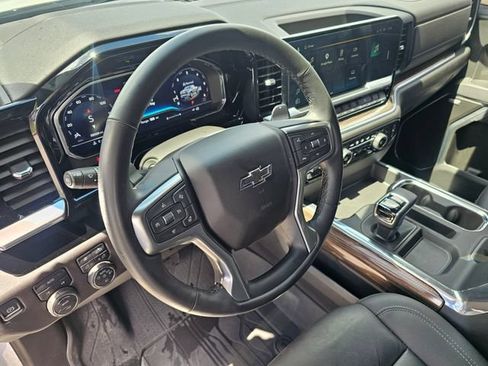 Used 2025 Chevrolet Silverado 1500 RST w/ Rally Edition AWD/4WD image 19
