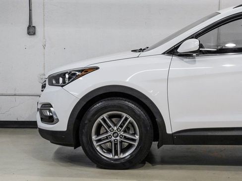 Used 2017 Hyundai Santa Fe Sport image 16