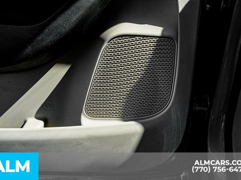 Used 2019 Chrysler Pacifica Touring-L image 55