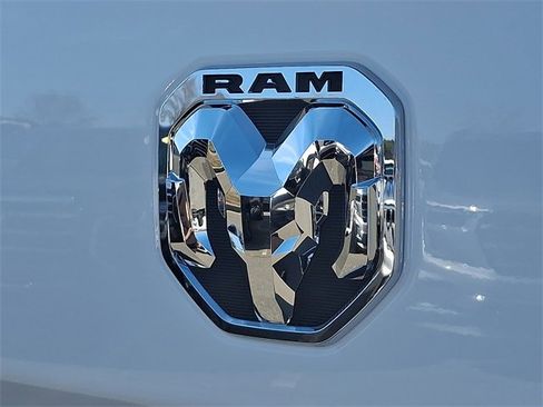 Used 2024 RAM 2500 Tradesman w/ Chrome Appearance Group image 30