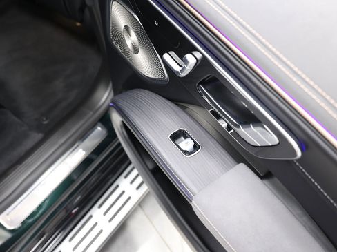 Used 2023 Mercedes-Benz EQS 580 4MATIC SUV image 76