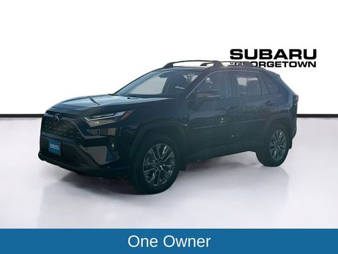 Used 2024 Toyota RAV4 XLE Premium image 3
