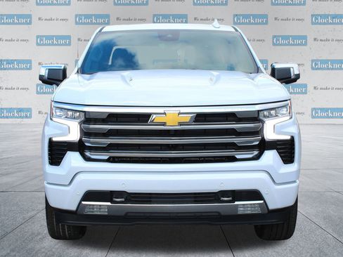 New 2026 Chevrolet Silverado 1500 High Country image 2