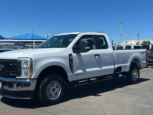 New 2026 Ford F350 XL w/ XL Chrome Package AWD/4WD image 7