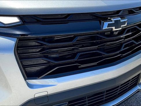 Used 2026 Chevrolet Equinox RS w/ Convenience Package III image 27