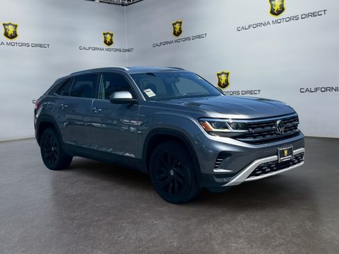 Used 2022 Volkswagen Atlas Cross Sport SE w/ Black Wheel Package FWD image 7