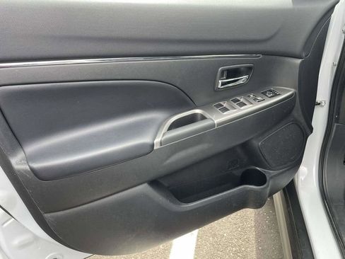Used 2024 Mitsubishi Outlander Sport ES AWD/4WD image 13