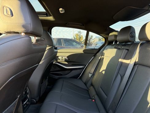 Used 2019 BMW 330i xDrive Sedan w/ Convenience Package image 23
