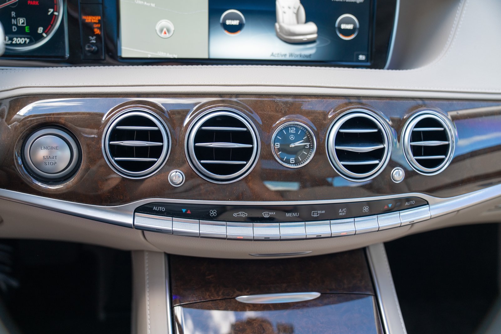 Used 2017 Mercedes-Benz S 550 4MATIC Sedan image 20