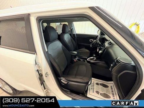 Used 2018 Kia Soul + FWD image 6
