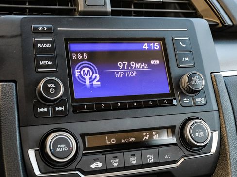 Used 2020 Honda Civic LX image 24