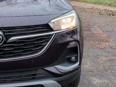 Used 2021 Buick Encore GX Select image 9