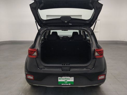 Used 2023 Hyundai Venue SE FWD image 29