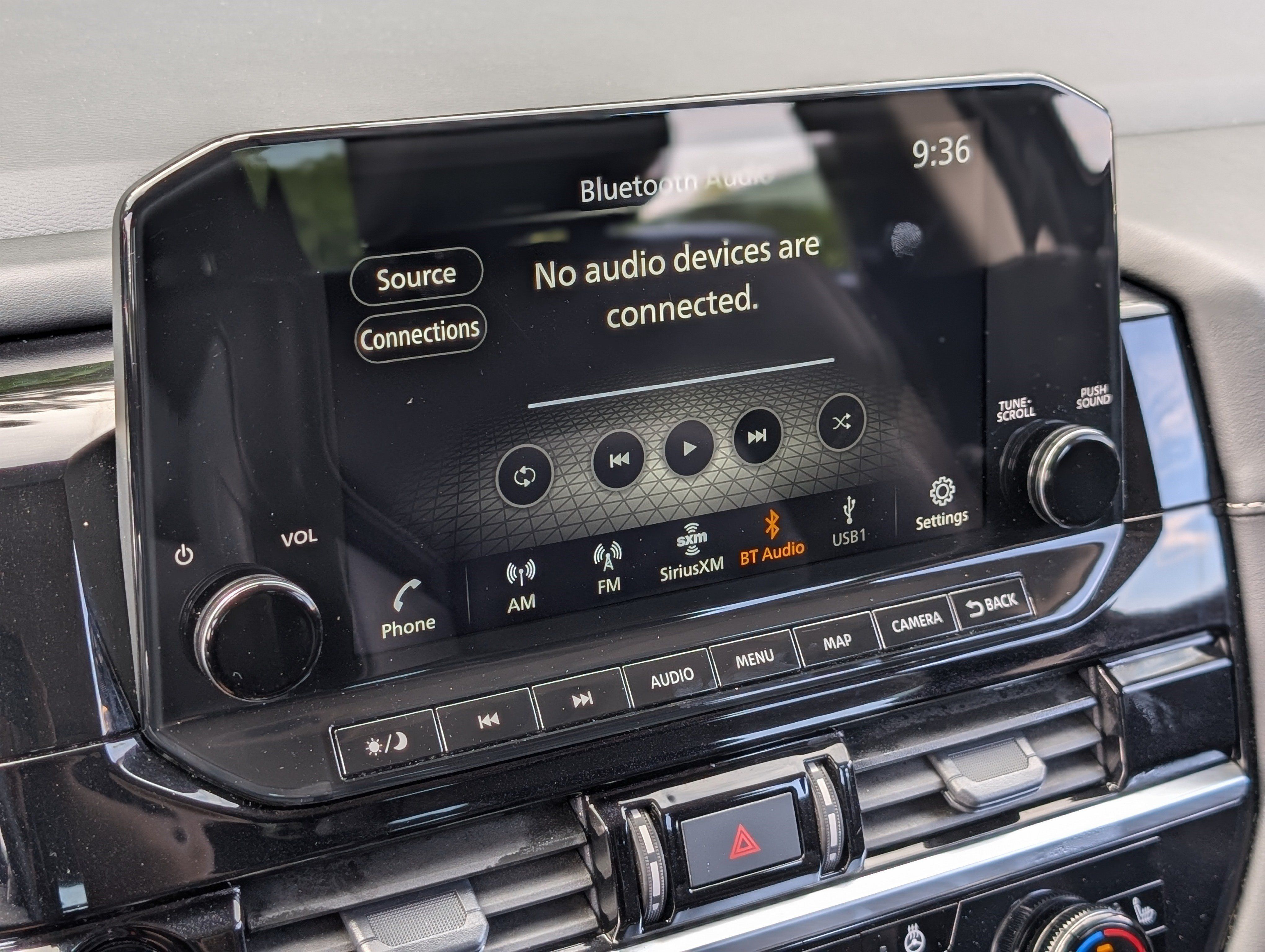 Used 2025 Nissan Pathfinder SL w/ SL Premium Package FWD image 30