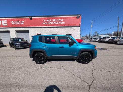 Used 2022 Jeep Renegade Sport image 5