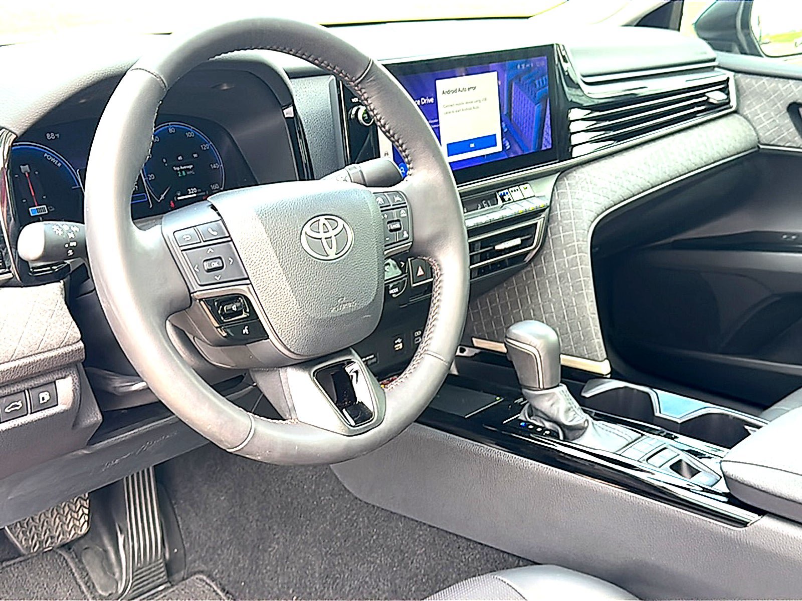 Used 2025 Toyota Camry XLE w/ Premium Package FWD image 11