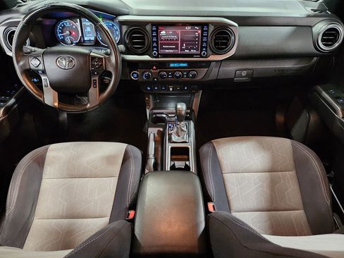 Used 2021 Toyota Tacoma TRD Sport w/ Technology Package image 46