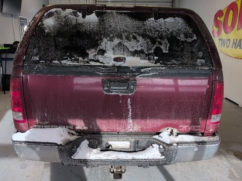 Used 2013 GMC Sierra 1500 SLE w/ Power Tech Package image 3